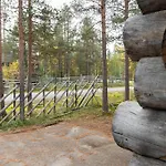 Nilirakka - Luxury Log In Villa