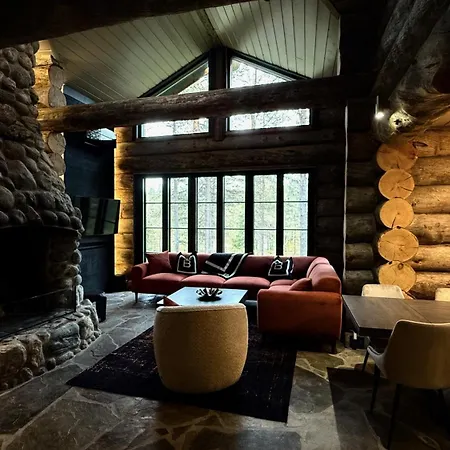 Nilirakka - Luxury Log In Villa