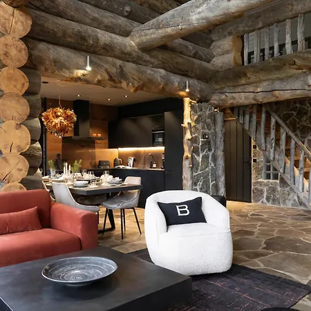 Villa Nilirakka - Luxury Log In