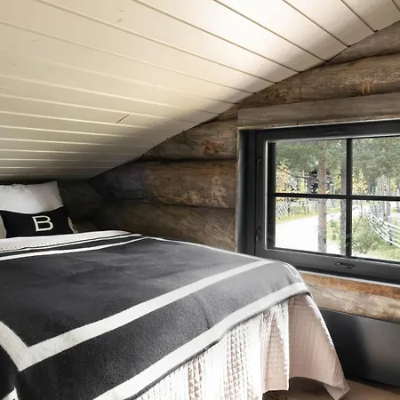 Villa Nilirakka - Luxury Log In *