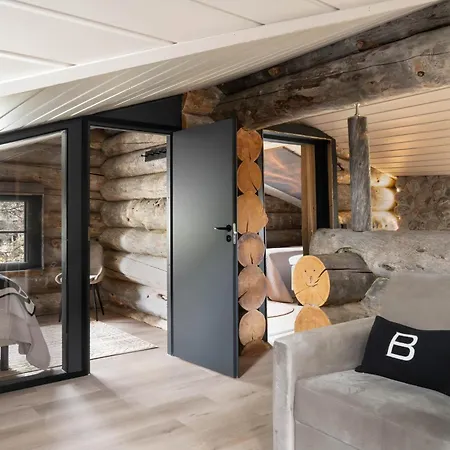 Nilirakka - Luxury Log In Villa *