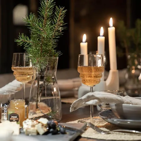 Villa Nilirakka - Luxury Log In