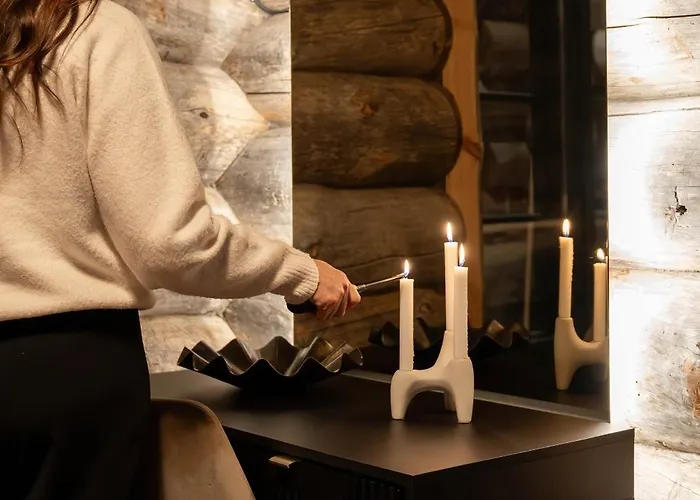 Nilirakka - Luxury Log In